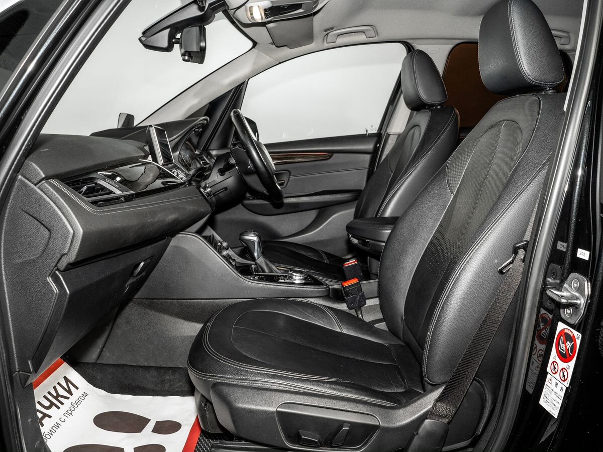 BMW 2-Series Active Tourer 2016 - фото автомобиля