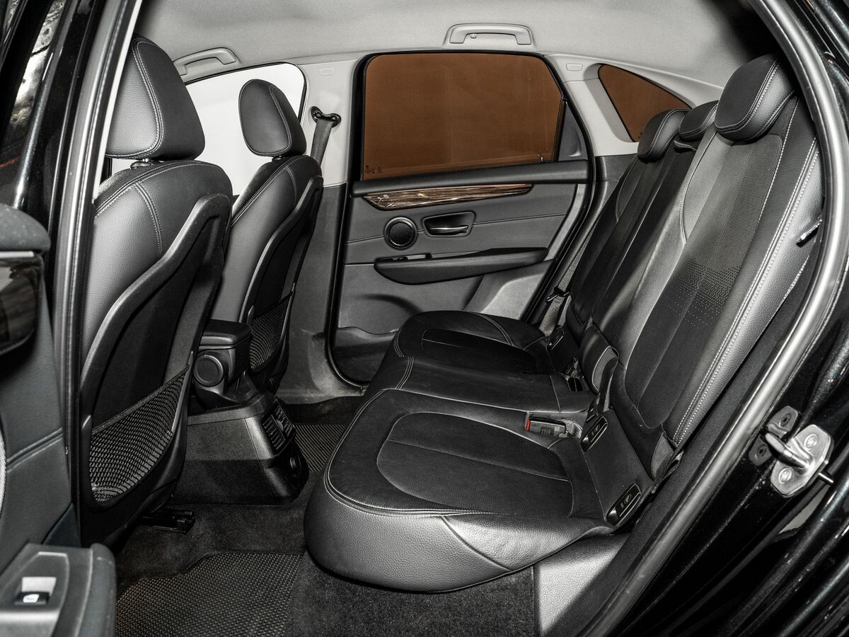 BMW 2-Series Active Tourer 2016 - фото автомобиля