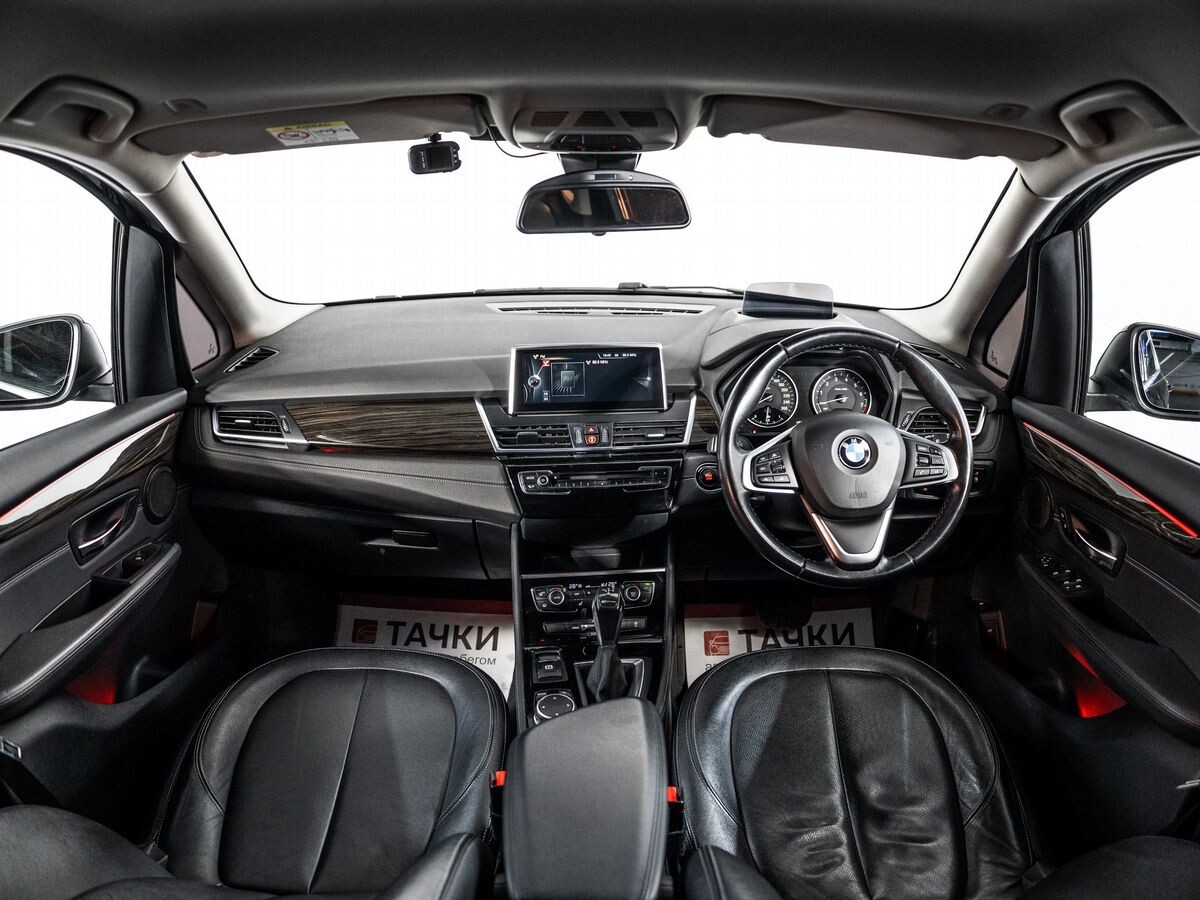 BMW 2-Series Active Tourer 2016 - фото автомобиля