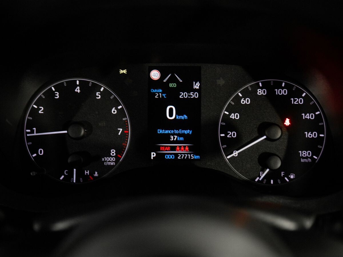 Toyota Yaris 2020 - фото автомобиля