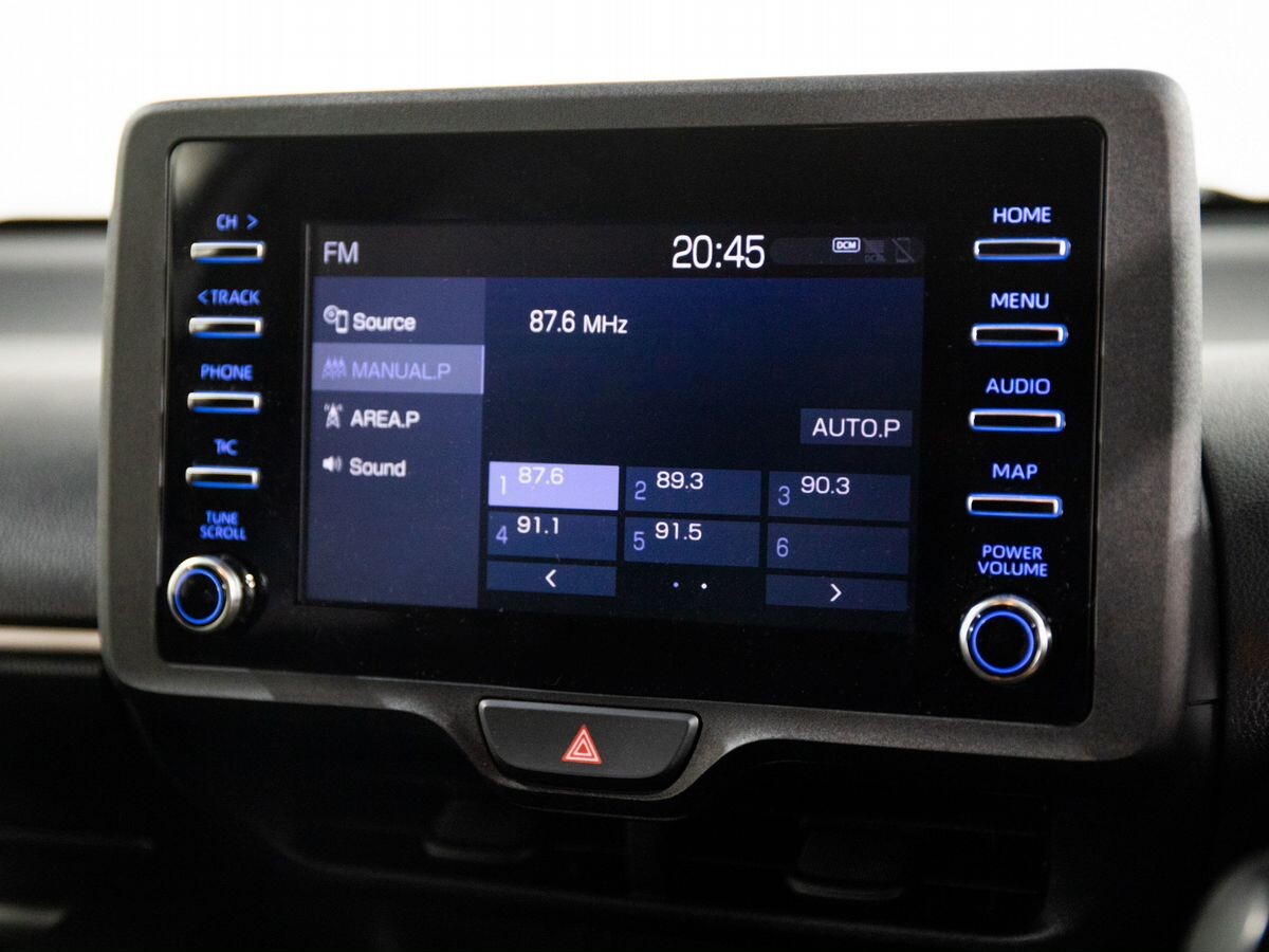 Toyota Yaris 2020 - фото автомобиля