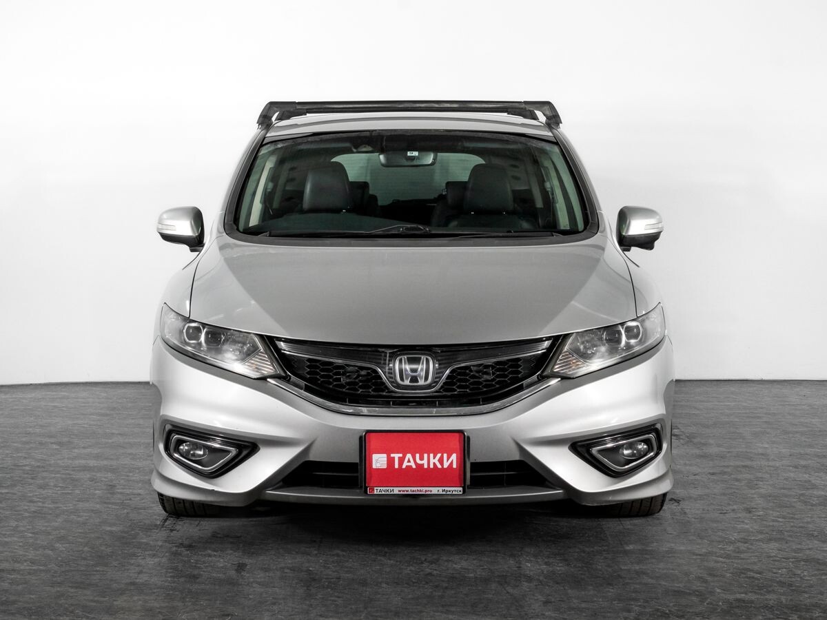 Honda Jade 2015 - фото автомобиля