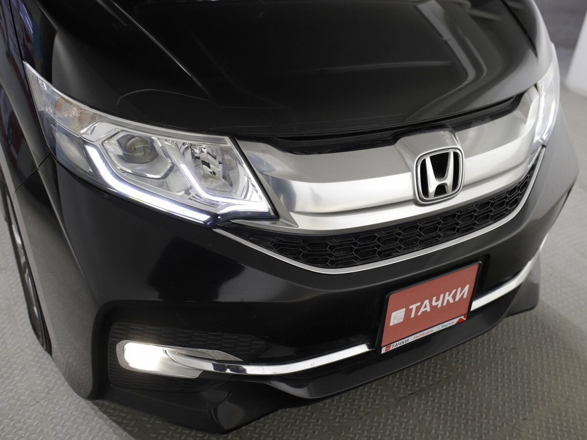 Honda Stepwgn 2015 - фото автомобиля