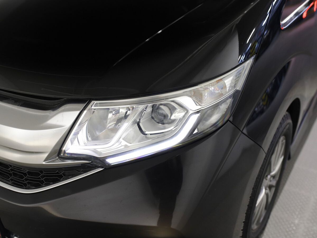 Honda Stepwgn 2015 - фото автомобиля