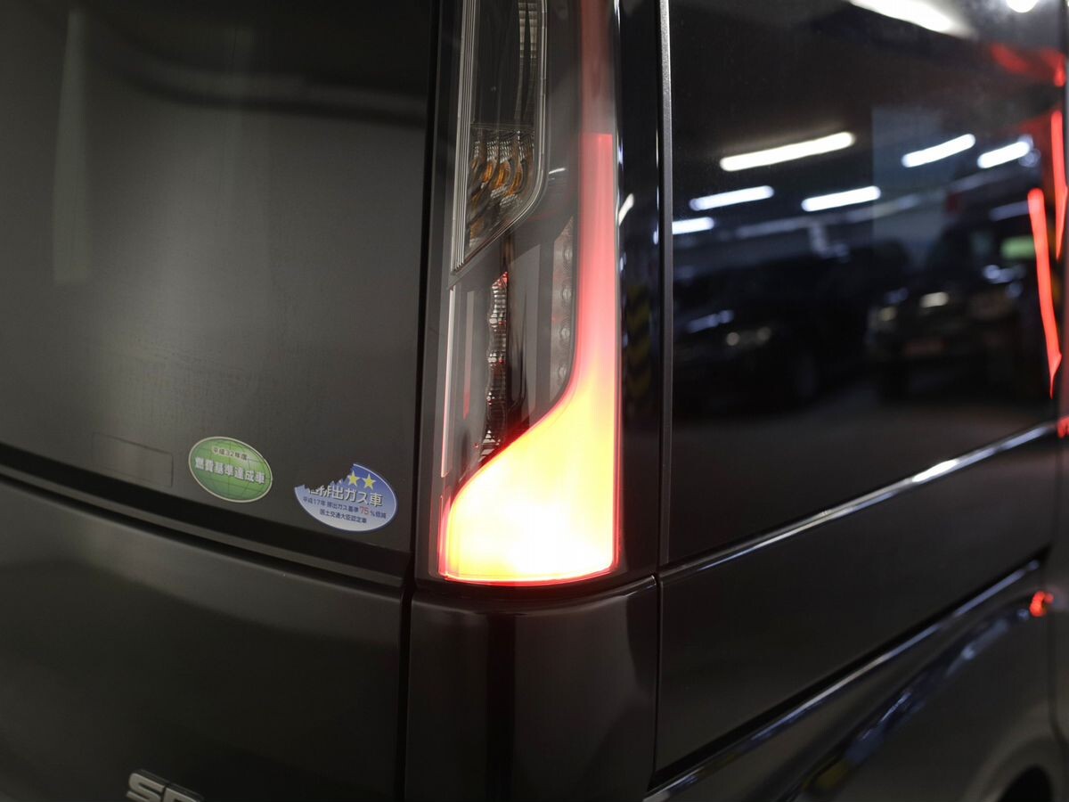 Honda Stepwgn 2015 - фото автомобиля