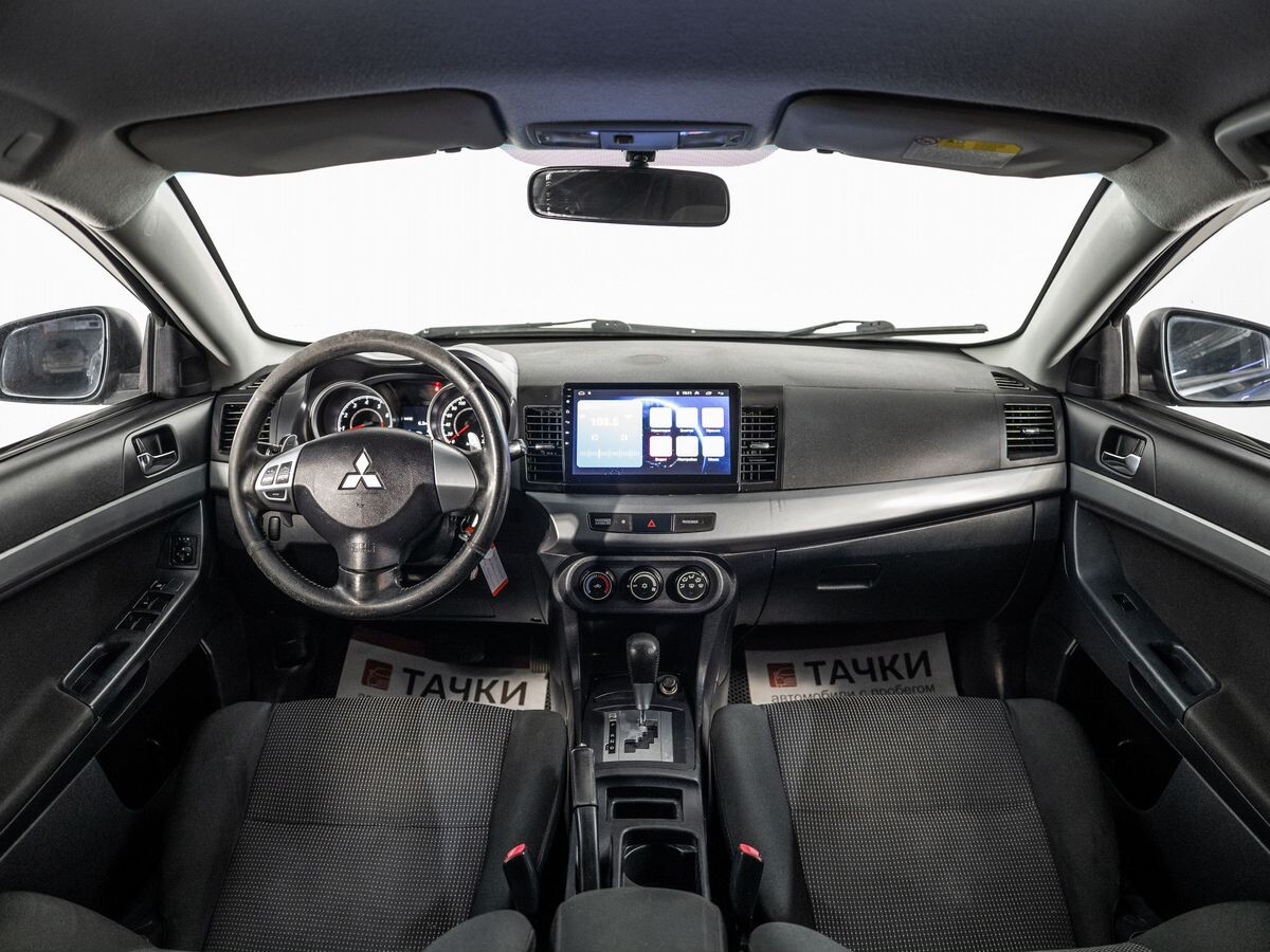 Mitsubishi Lancer 2011 - фото автомобиля