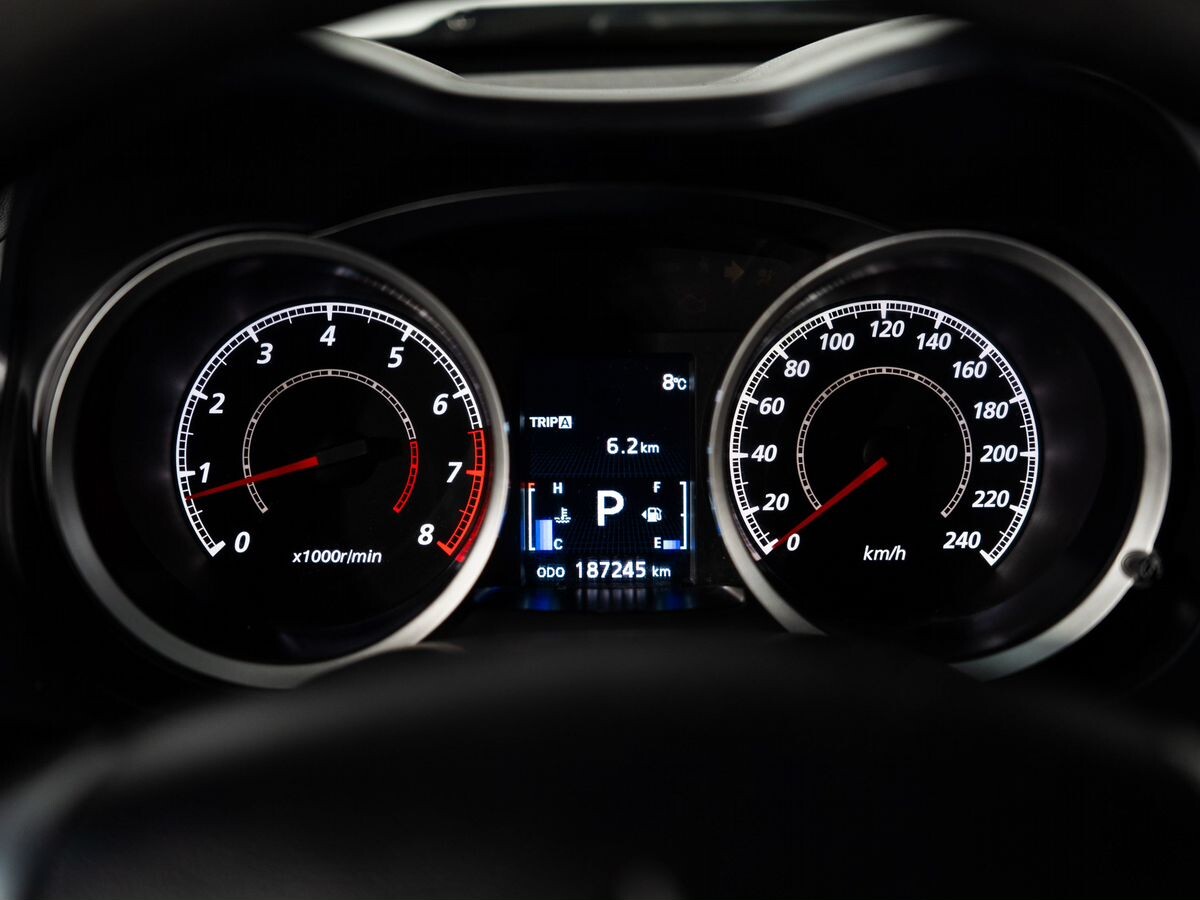 Mitsubishi Lancer 2011 - фото автомобиля