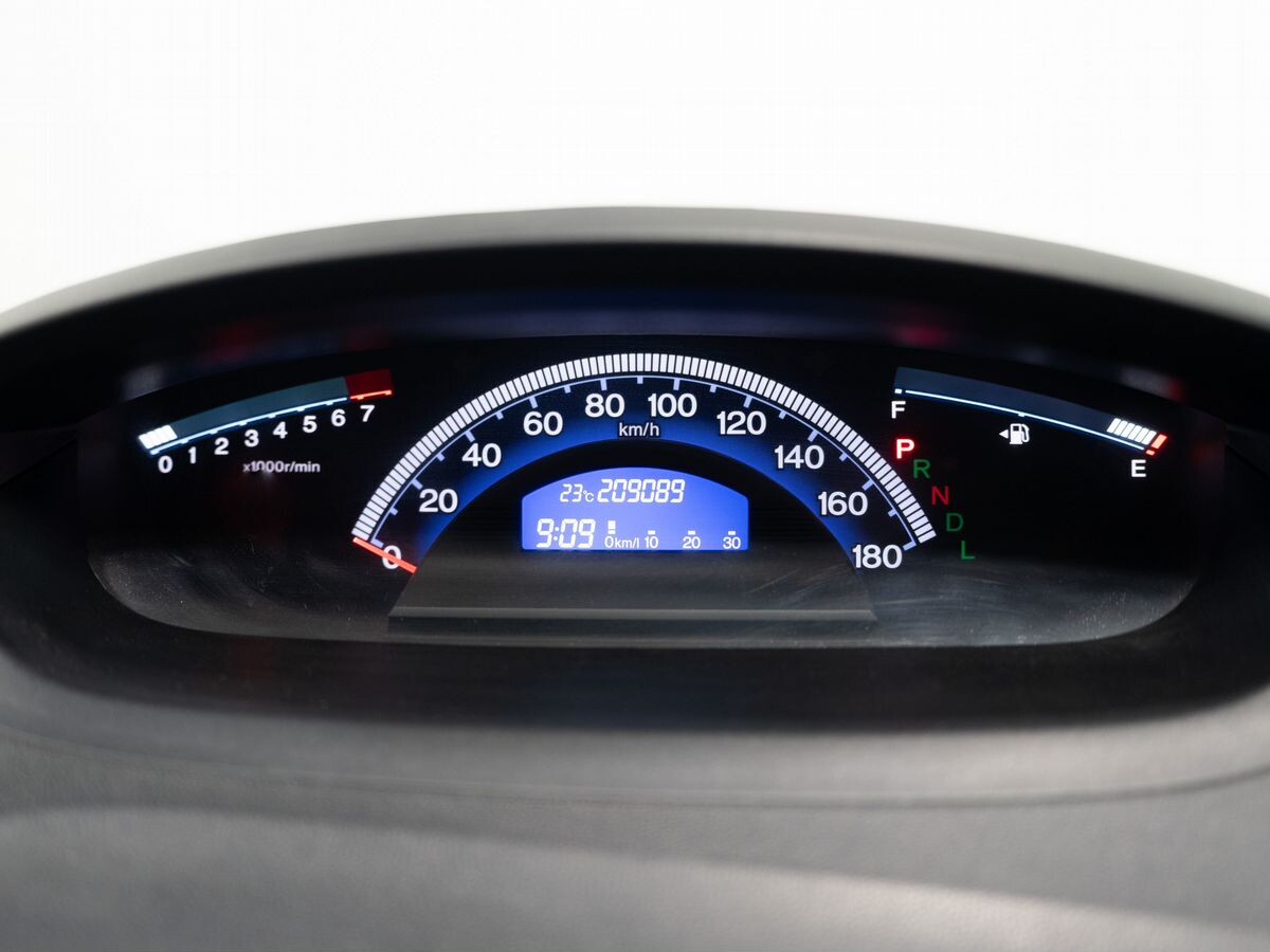 Honda Freed 2015 - фото автомобиля