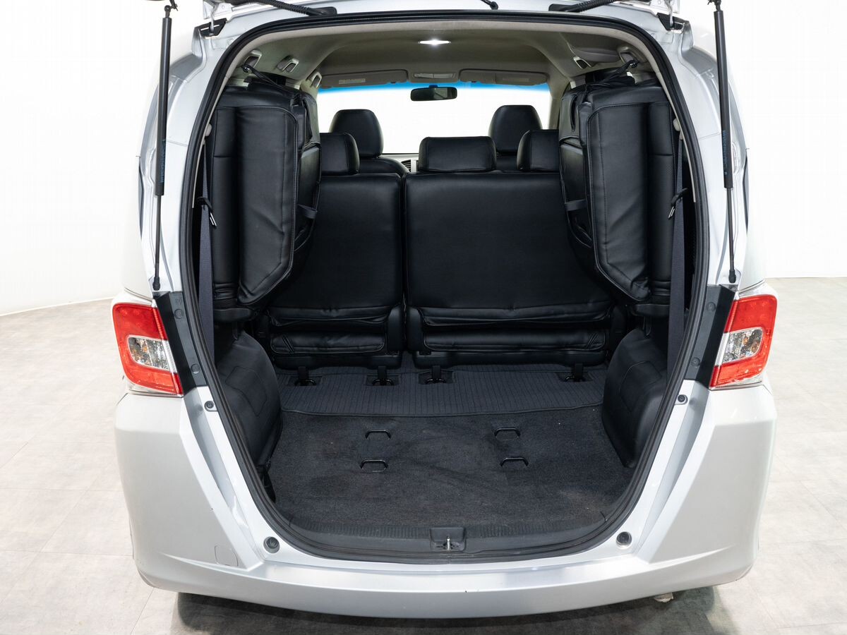 Honda Freed 2015 - фото автомобиля