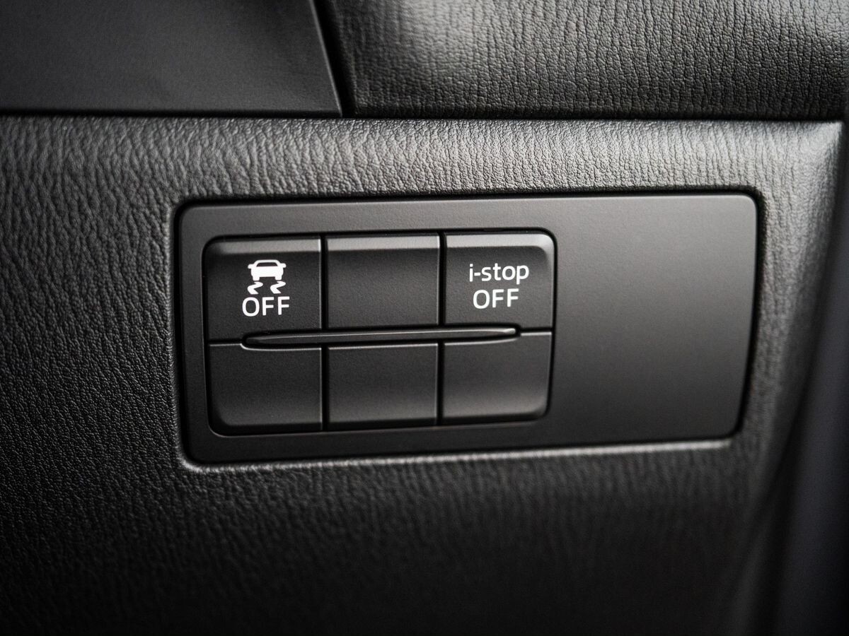 Mazda Axela 2014 - фото автомобиля