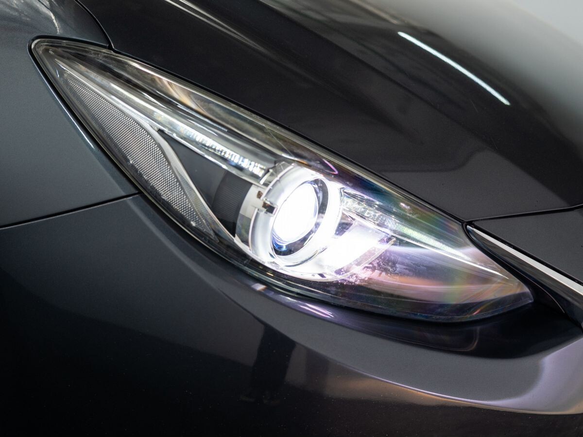 Mazda Axela 2014 - фото автомобиля