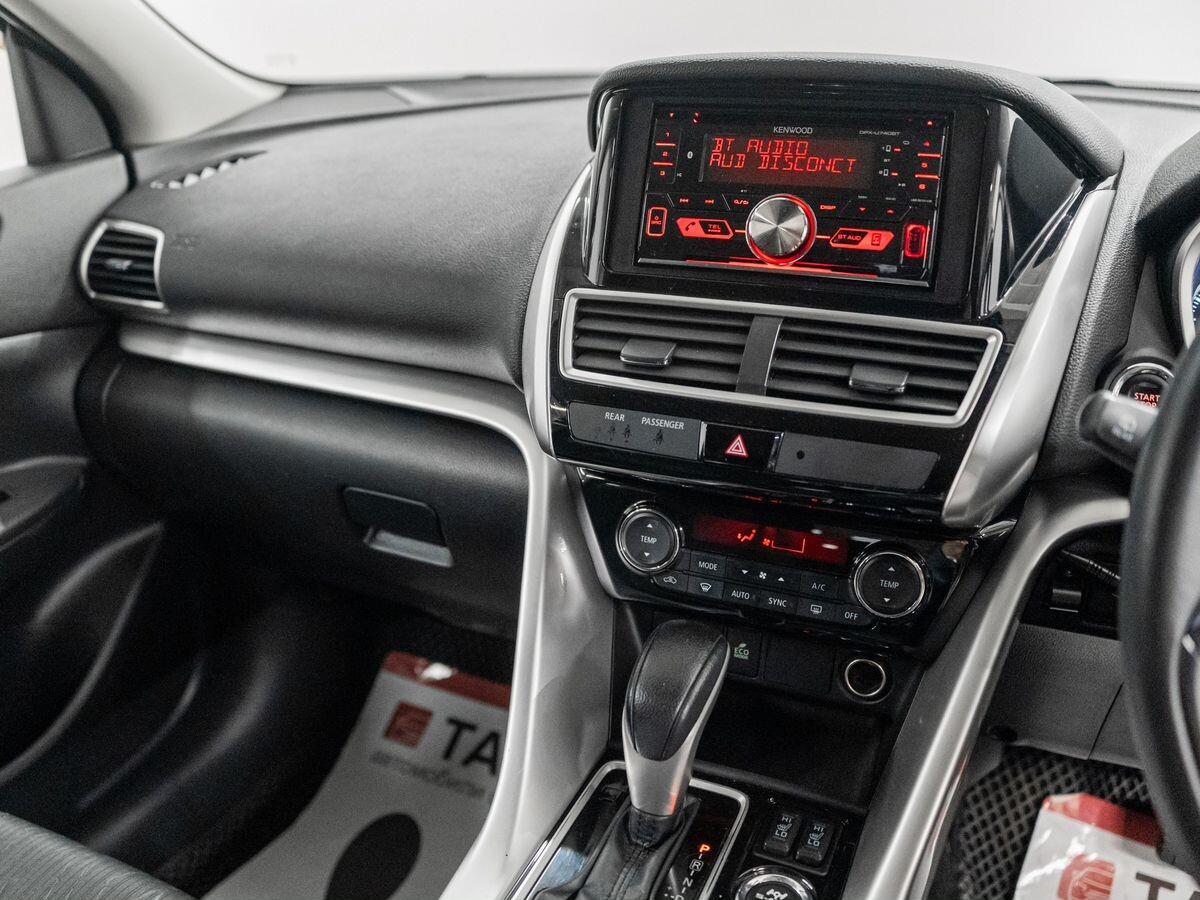 Mitsubishi Eclipse Cross 2018 - фото автомобиля