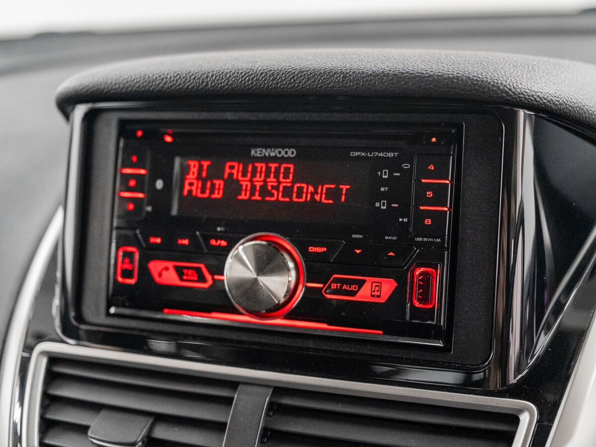 Mitsubishi Eclipse Cross 2018 - фото автомобиля