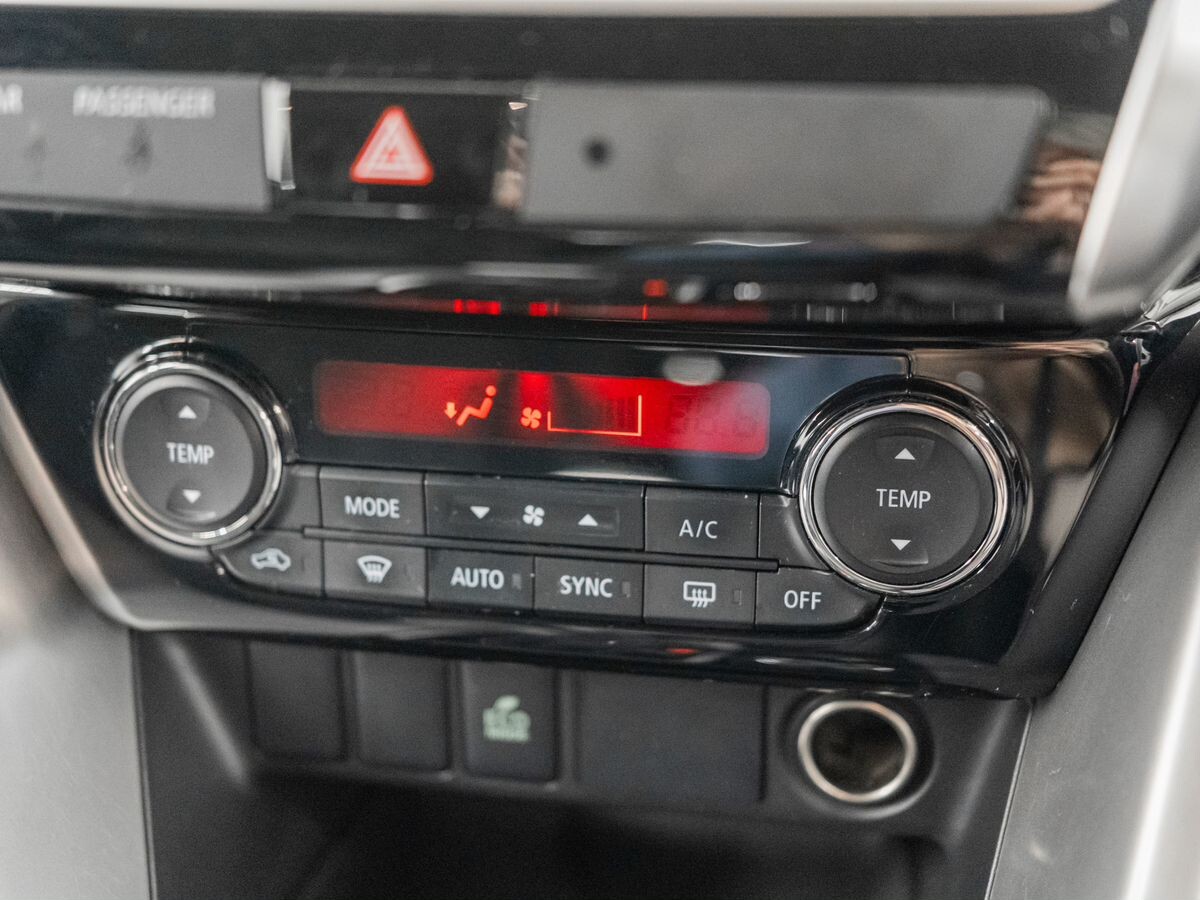 Mitsubishi Eclipse Cross 2018 - фото автомобиля