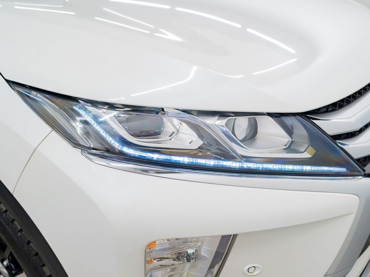 Mitsubishi Eclipse Cross 2018 - фото автомобиля