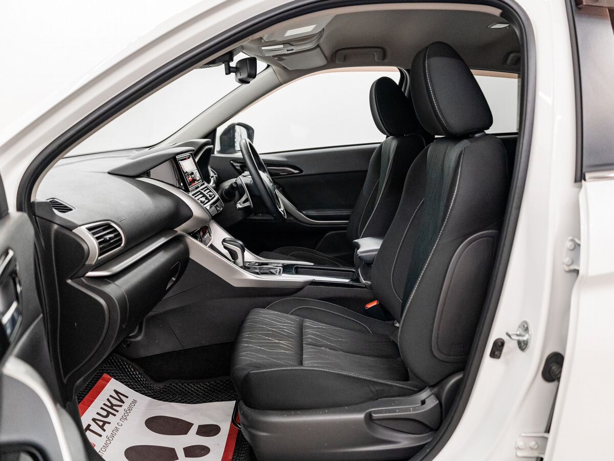 Mitsubishi Eclipse Cross 2018 - фото автомобиля