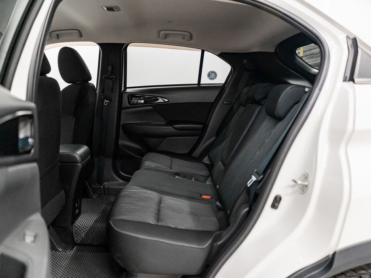 Mitsubishi Eclipse Cross 2018 - фото автомобиля