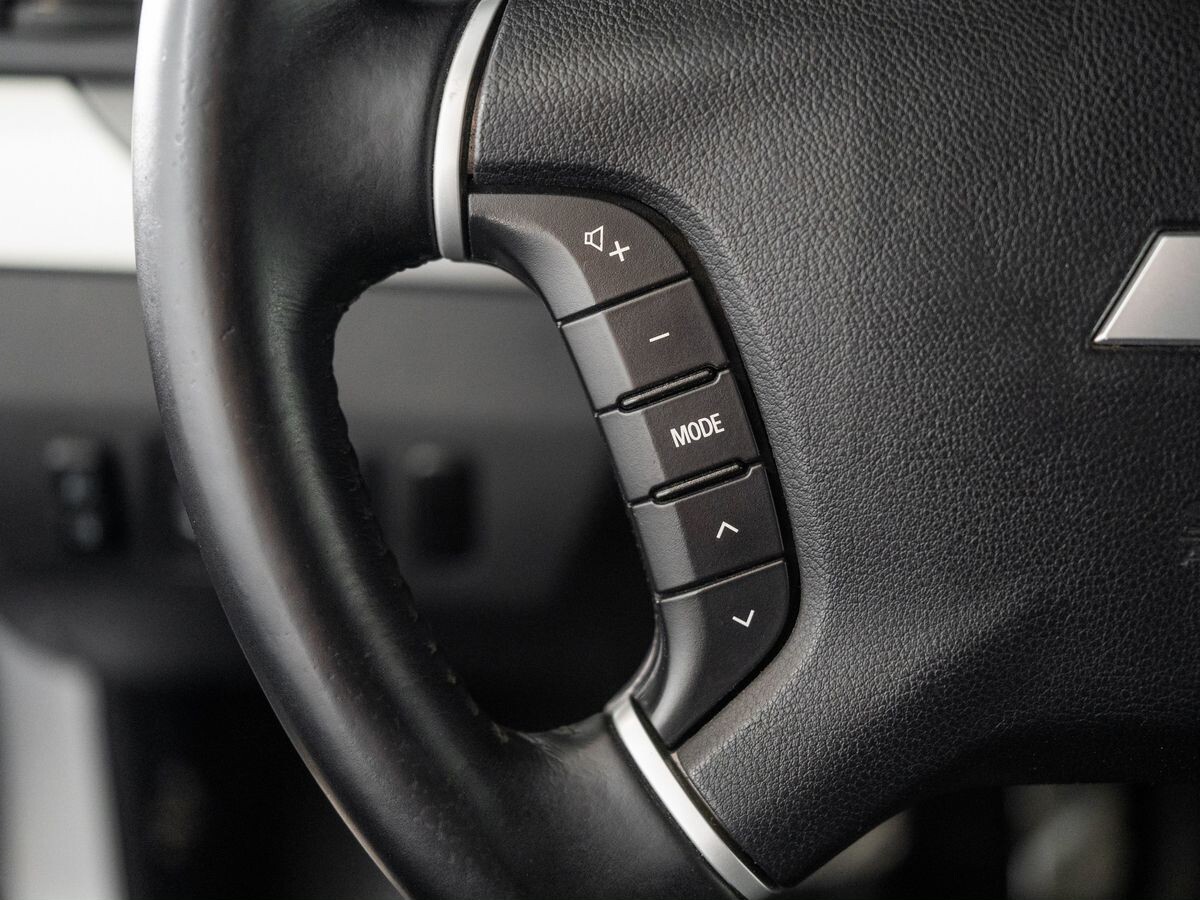 Mitsubishi Pajero 2014 - фото автомобиля