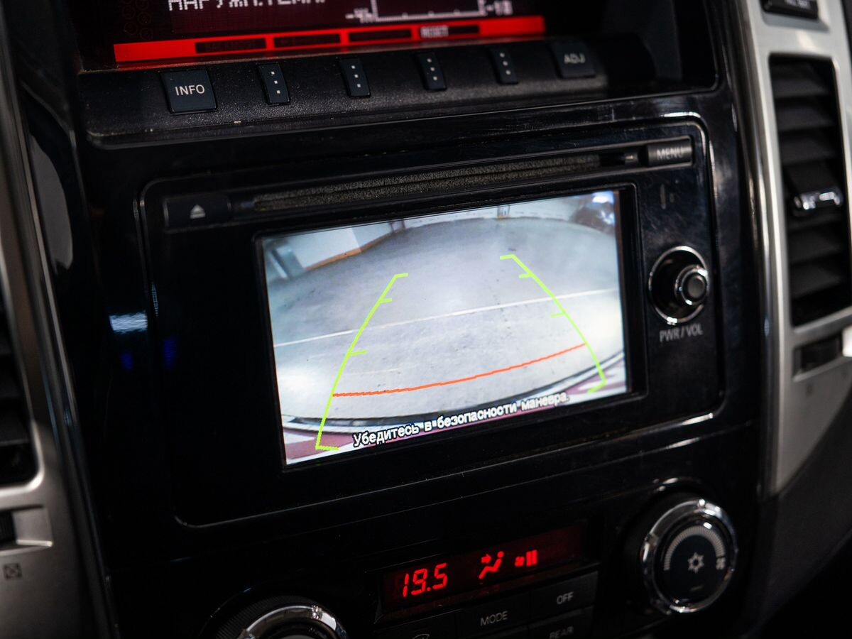 Mitsubishi Pajero 2014 - фото автомобиля