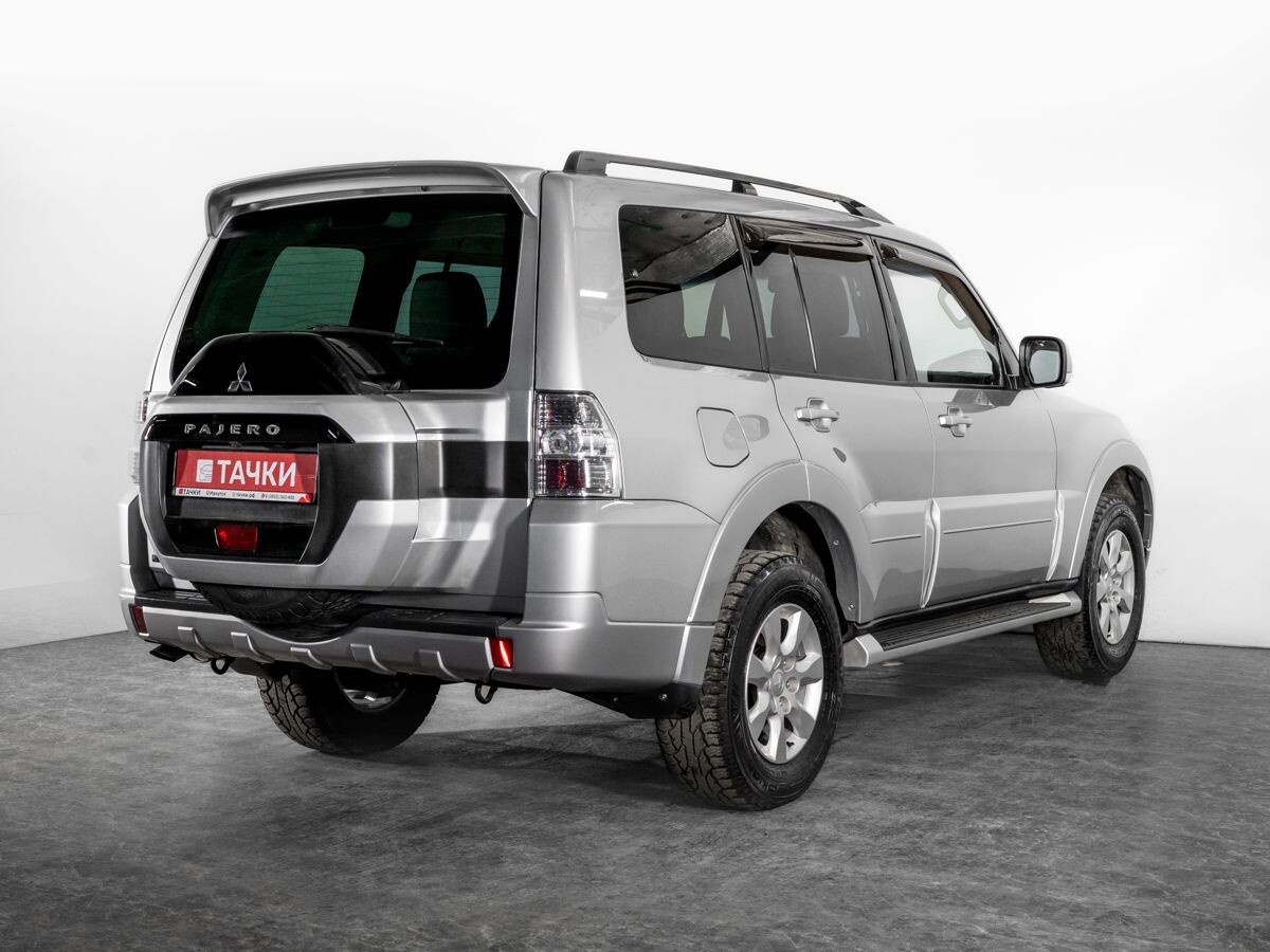 Mitsubishi Pajero 2014 - фото автомобиля