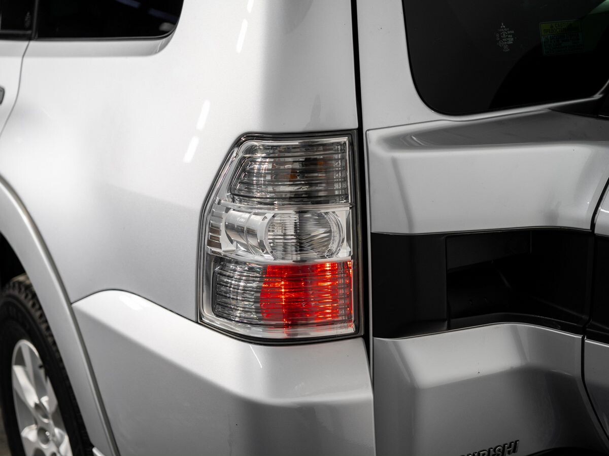 Mitsubishi Pajero 2014 - фото автомобиля