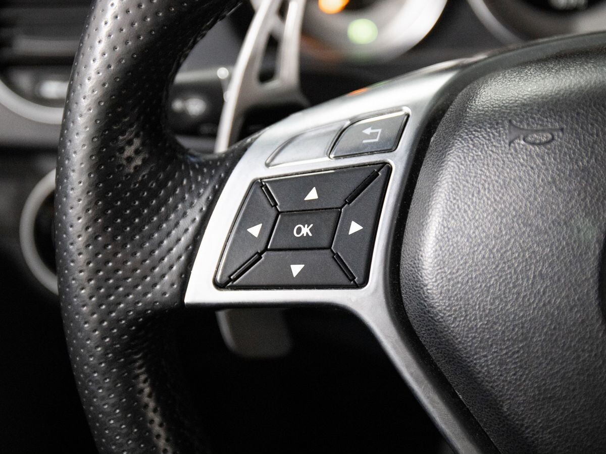 Mercedes-Benz C-Class 2012 - фото автомобиля