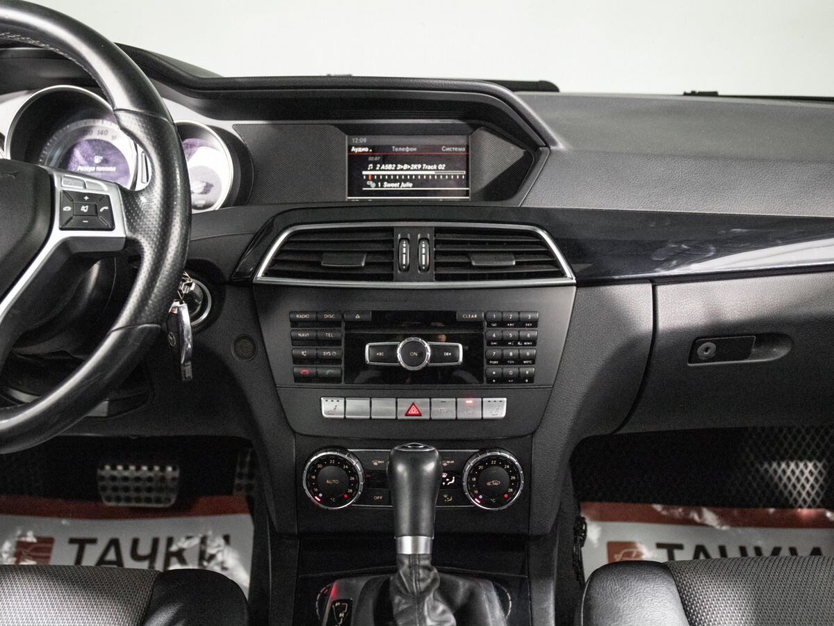 Mercedes-Benz C-Class 2012 - фото автомобиля