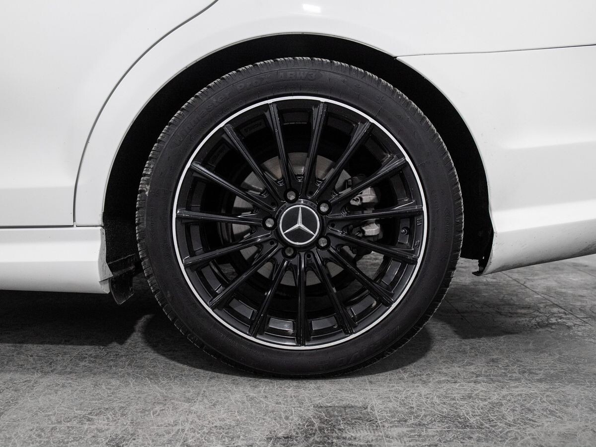 Mercedes-Benz C-Class 2012 - фото автомобиля