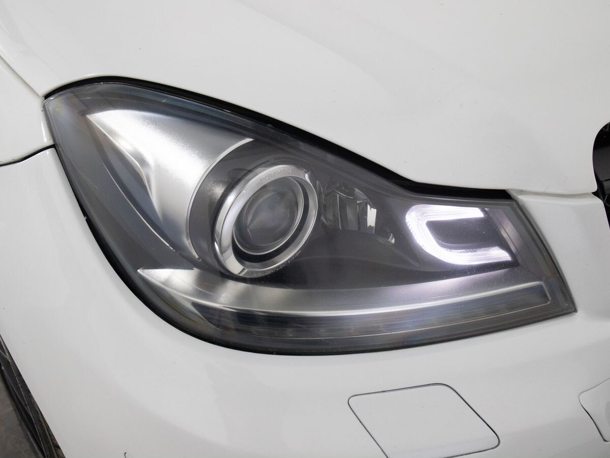 Mercedes-Benz C-Class 2012 - фото автомобиля