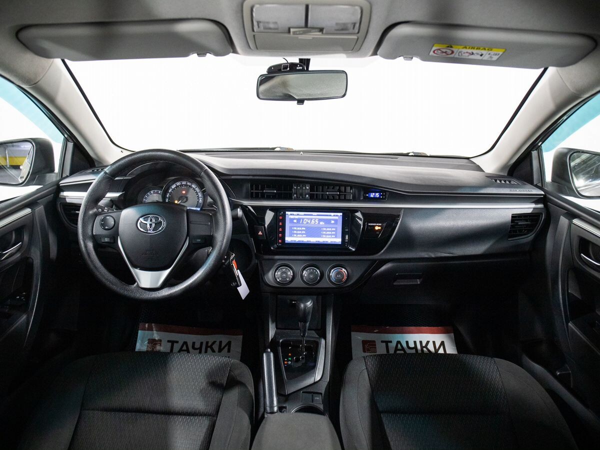 Toyota Corolla 2013 - фото автомобиля
