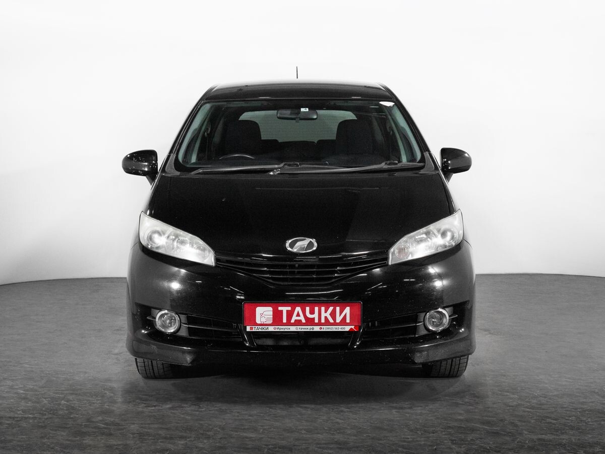 Toyota Wish 2011 - фото автомобиля