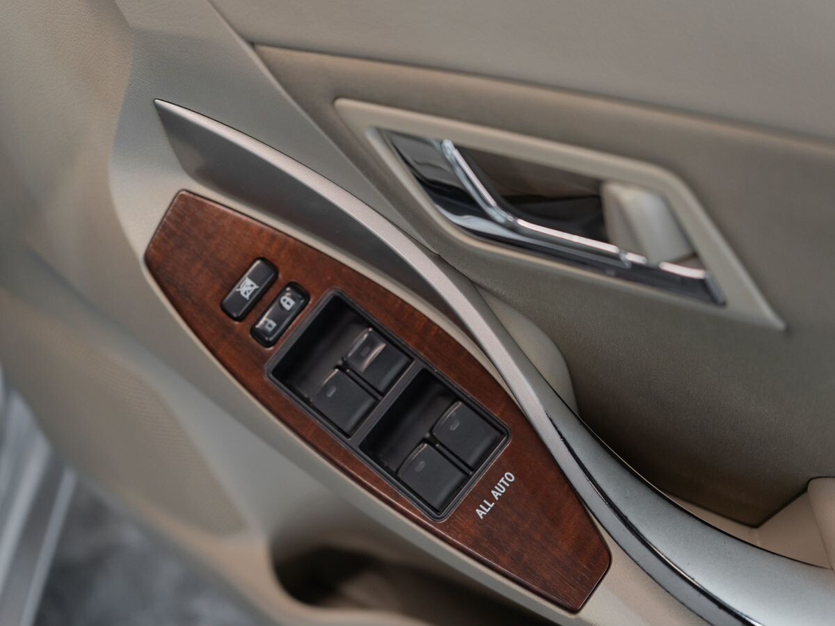 Toyota Allion 2011 - фото автомобиля