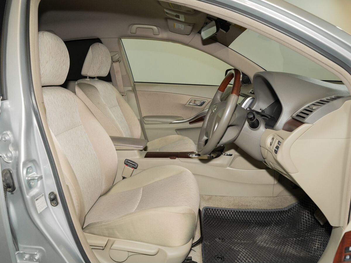 Toyota Allion 2011 - фото автомобиля