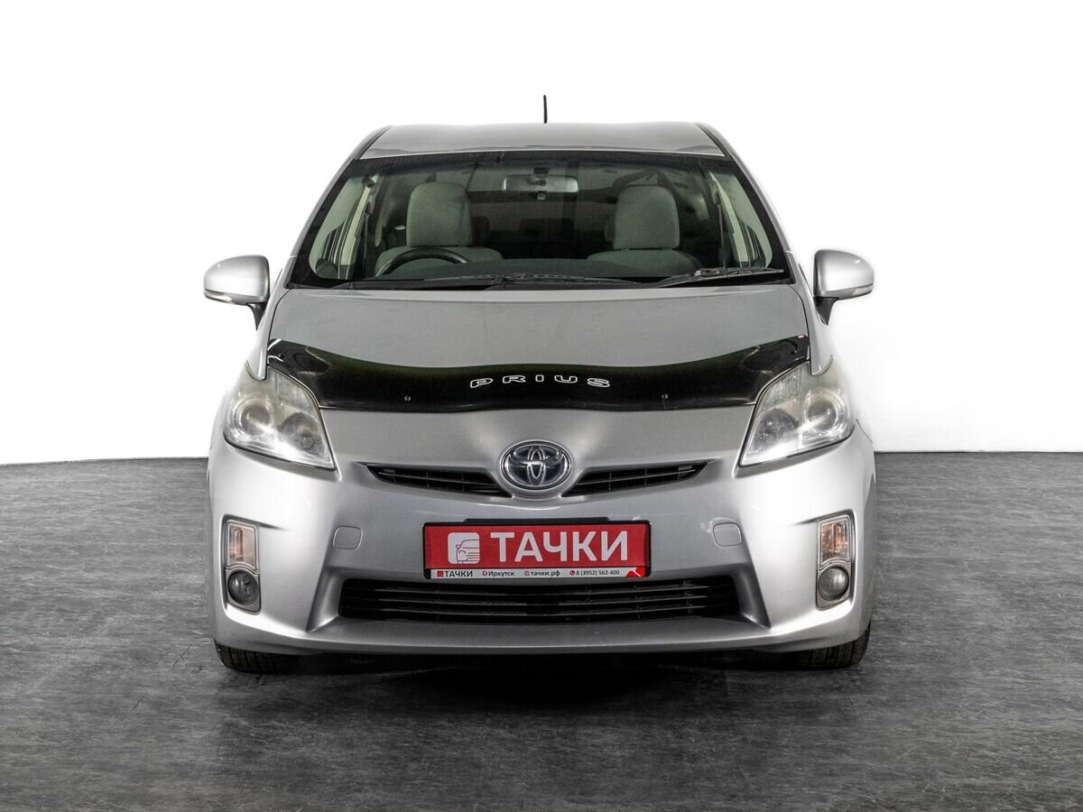 Toyota Prius 2011 - фото автомобиля