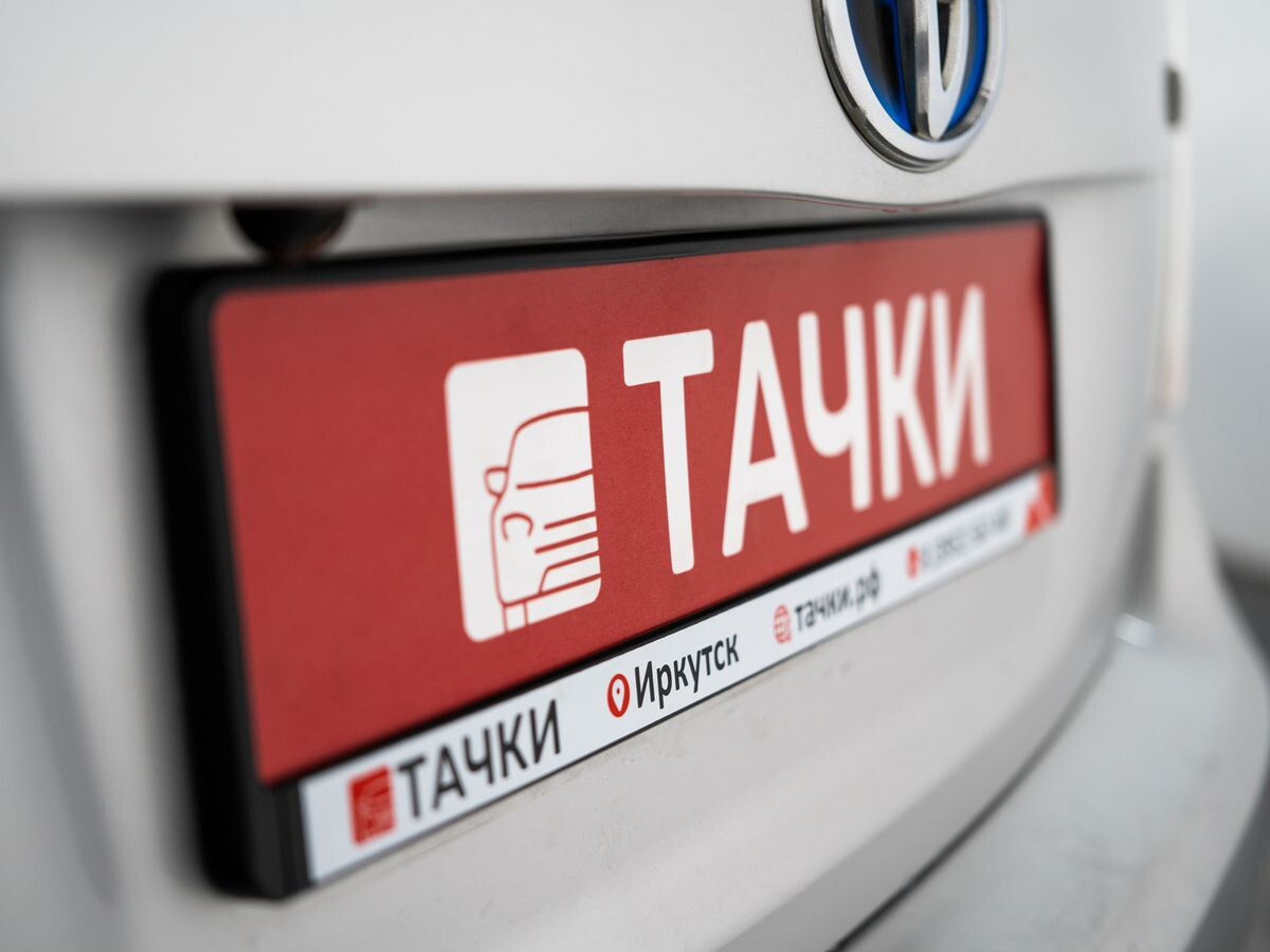 Toyota Prius 2011 - фото автомобиля