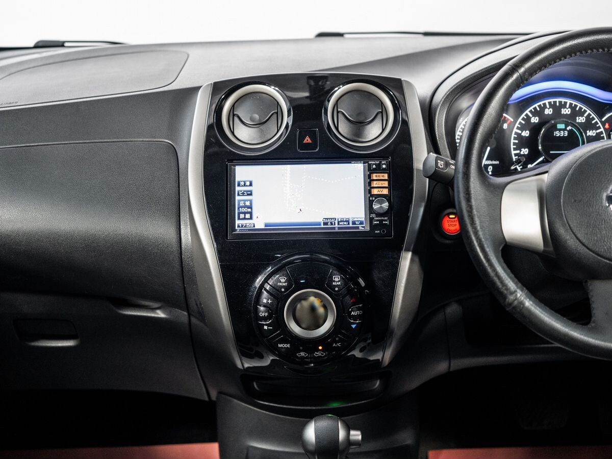 Nissan Note 2014 - фото автомобиля