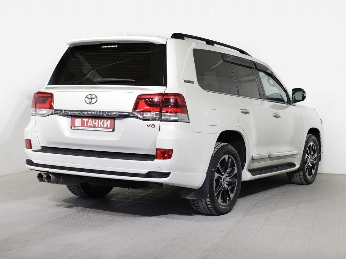 Toyota Land Cruiser 2021 - фото автомобиля