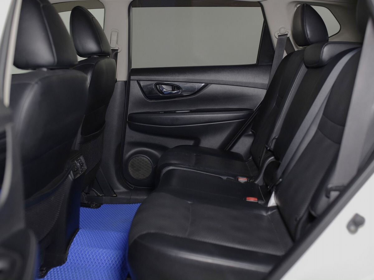 Nissan X-Trail 2018 - фото автомобиля