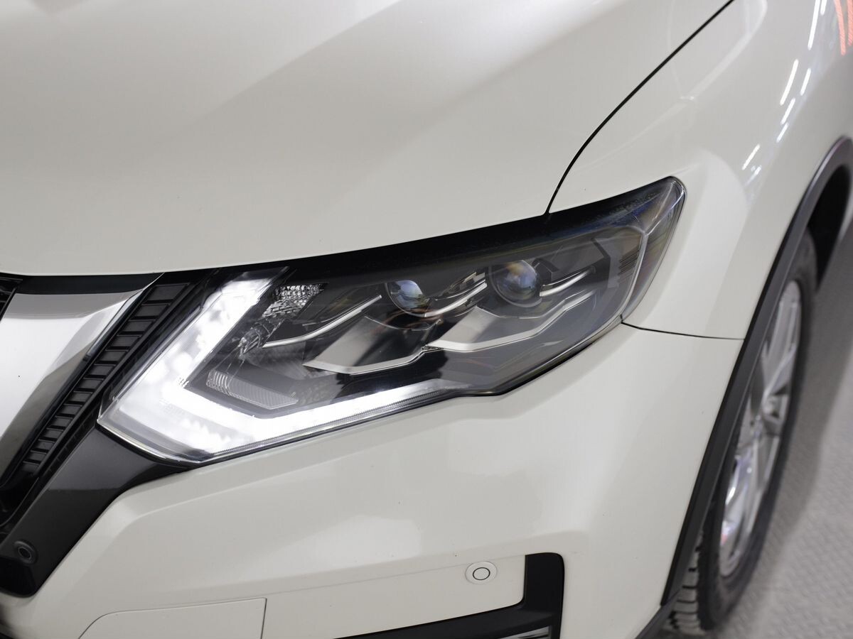 Nissan X-Trail 2018 - фото автомобиля