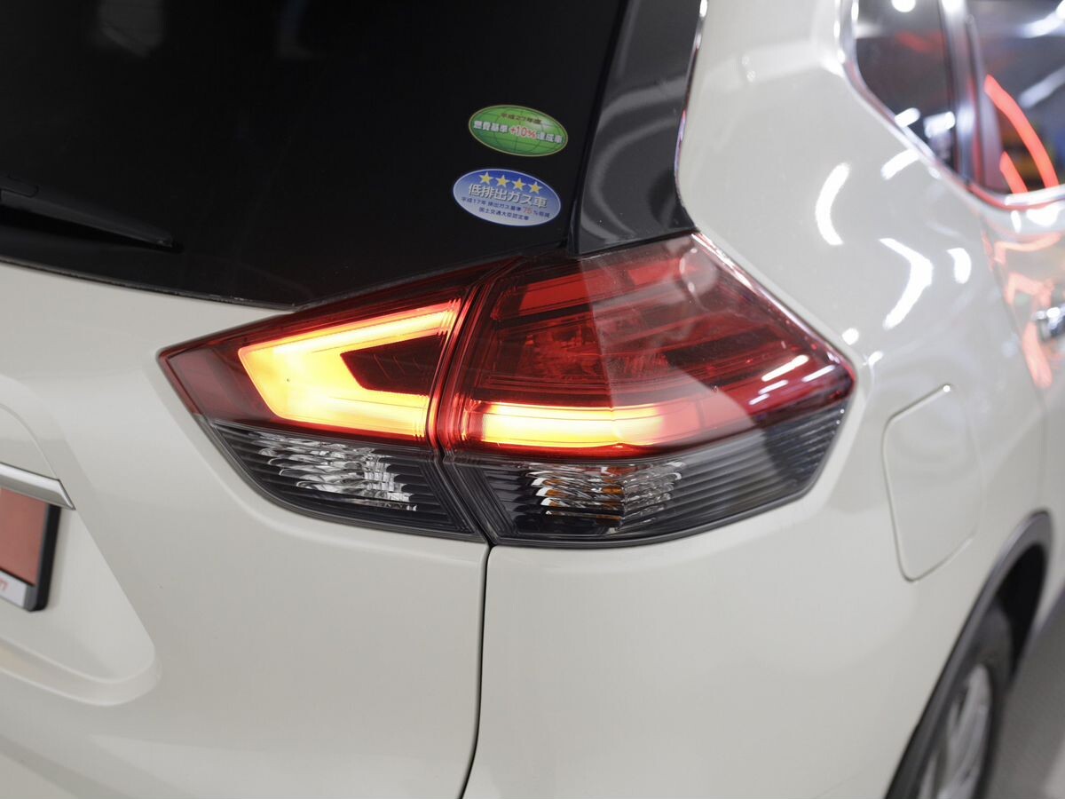 Nissan X-Trail 2018 - фото автомобиля