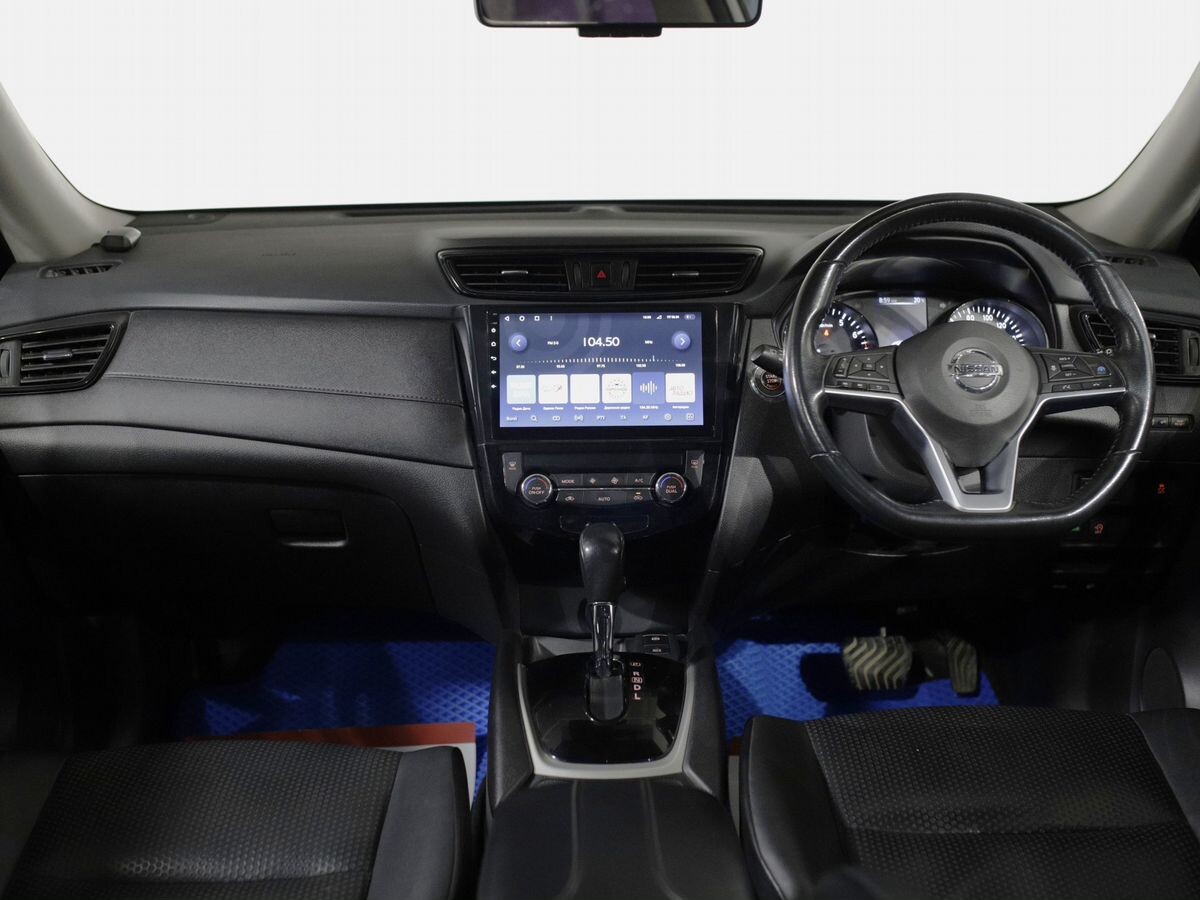 Nissan X-Trail 2018 - фото автомобиля