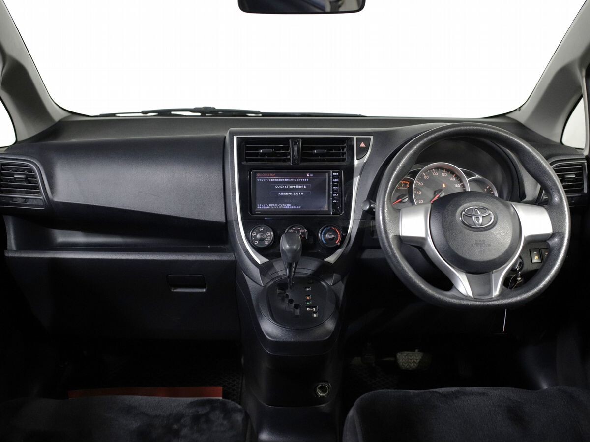 Toyota Ractis 2015 - фото автомобиля