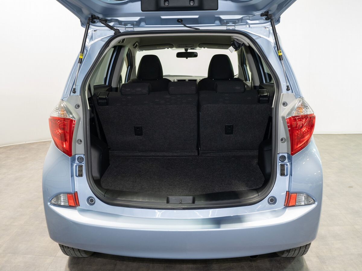 Toyota Ractis 2013 - фото автомобиля