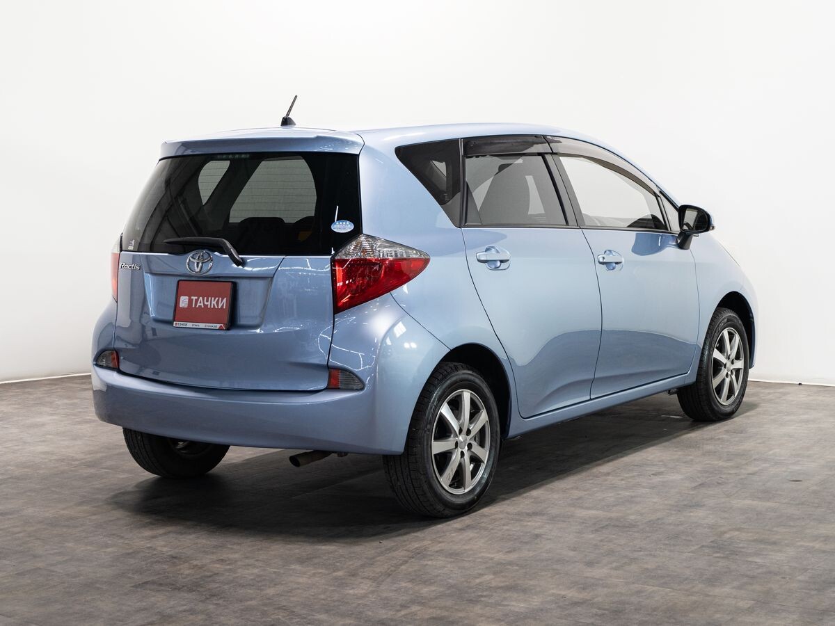 Toyota Ractis 2013 - фото автомобиля