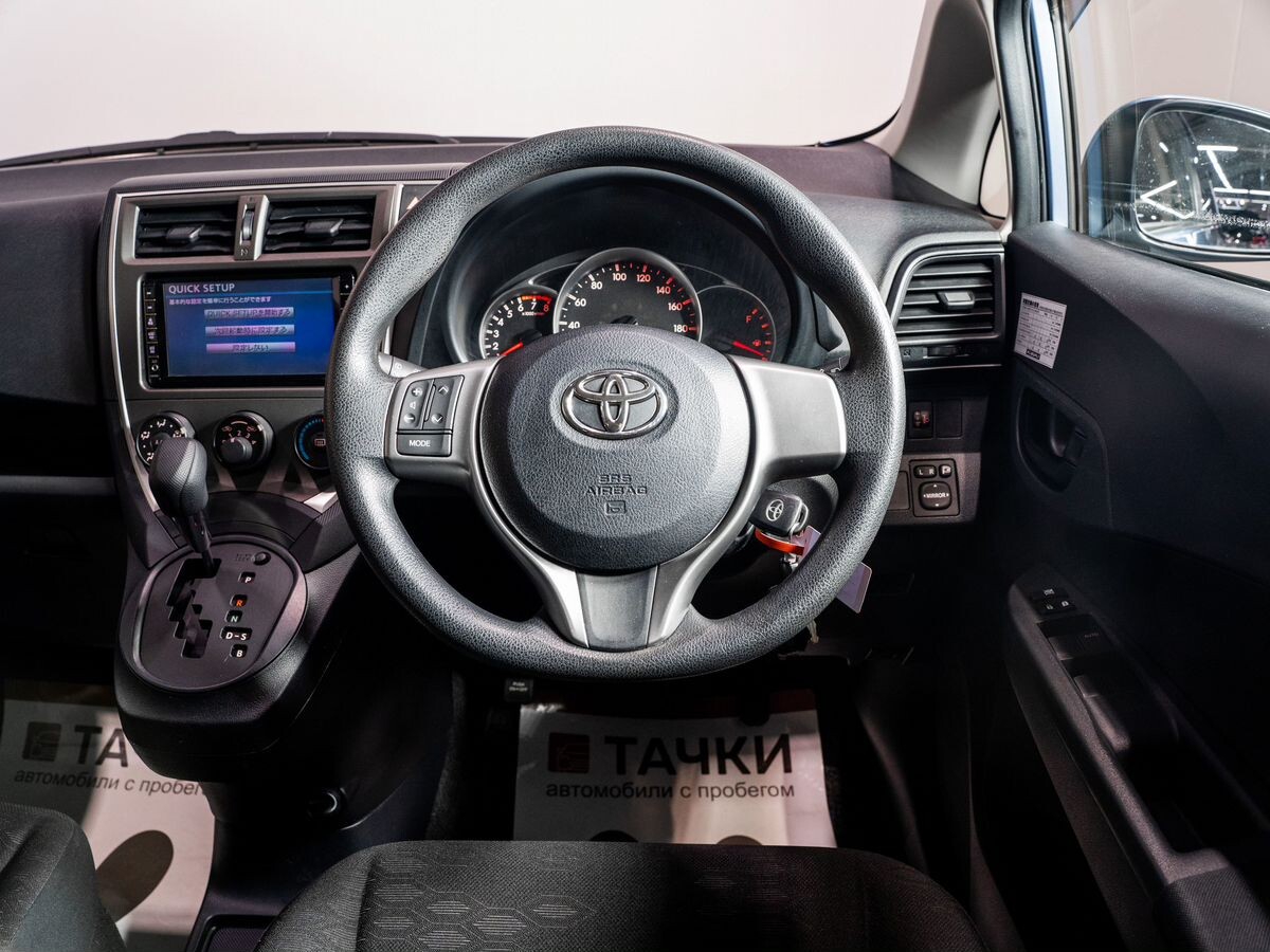 Toyota Ractis 2013 - фото автомобиля