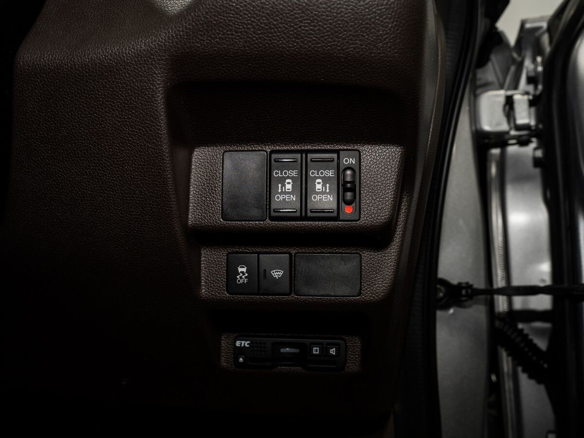 Honda Freed 2017 - фото автомобиля