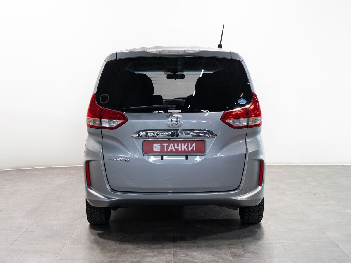 Honda Freed 2017 - фото автомобиля