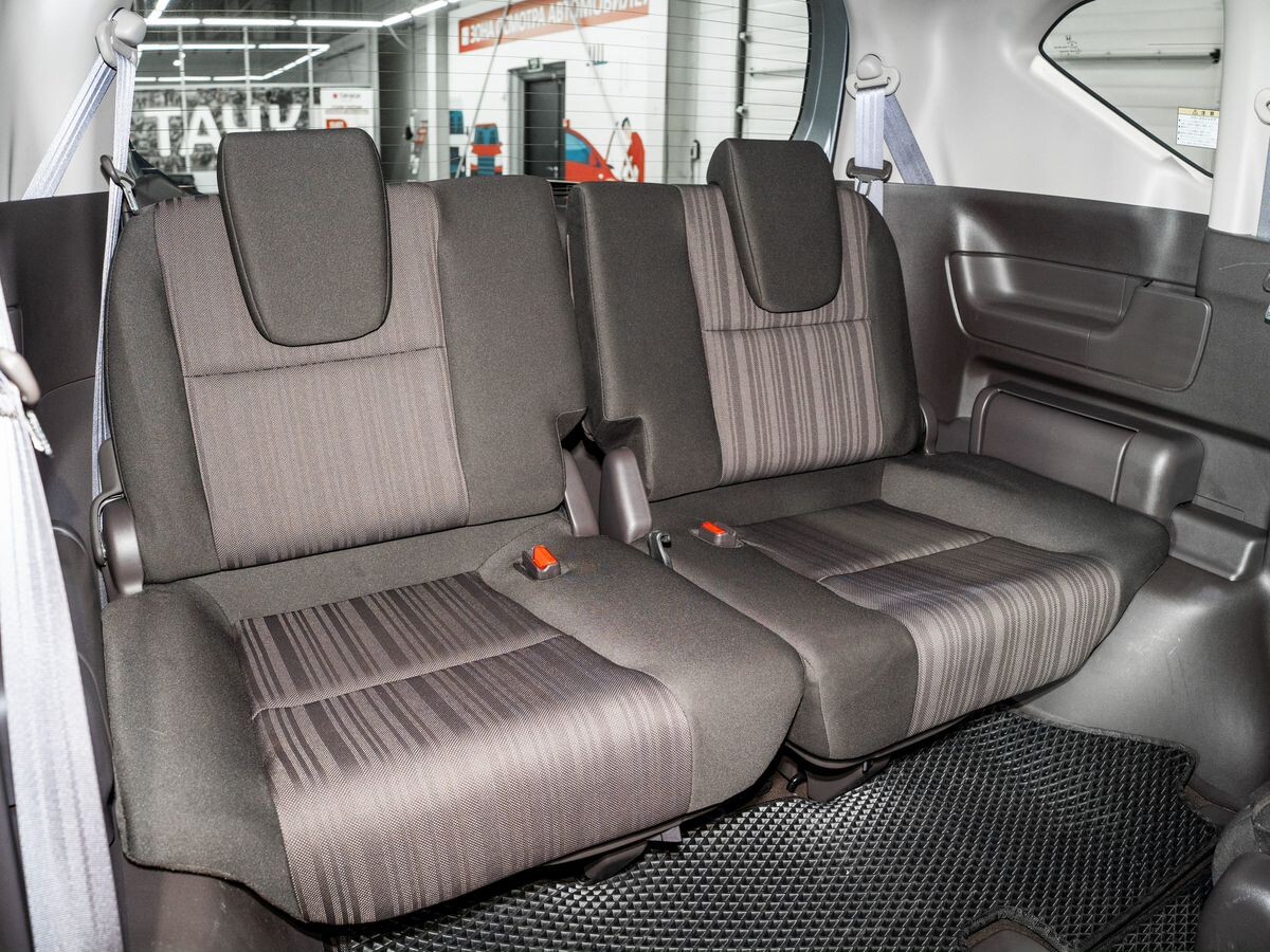 Honda Freed 2017 - фото автомобиля