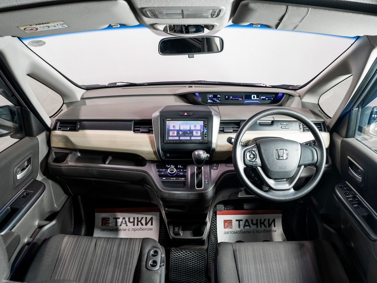 Honda Freed 2017 - фото автомобиля