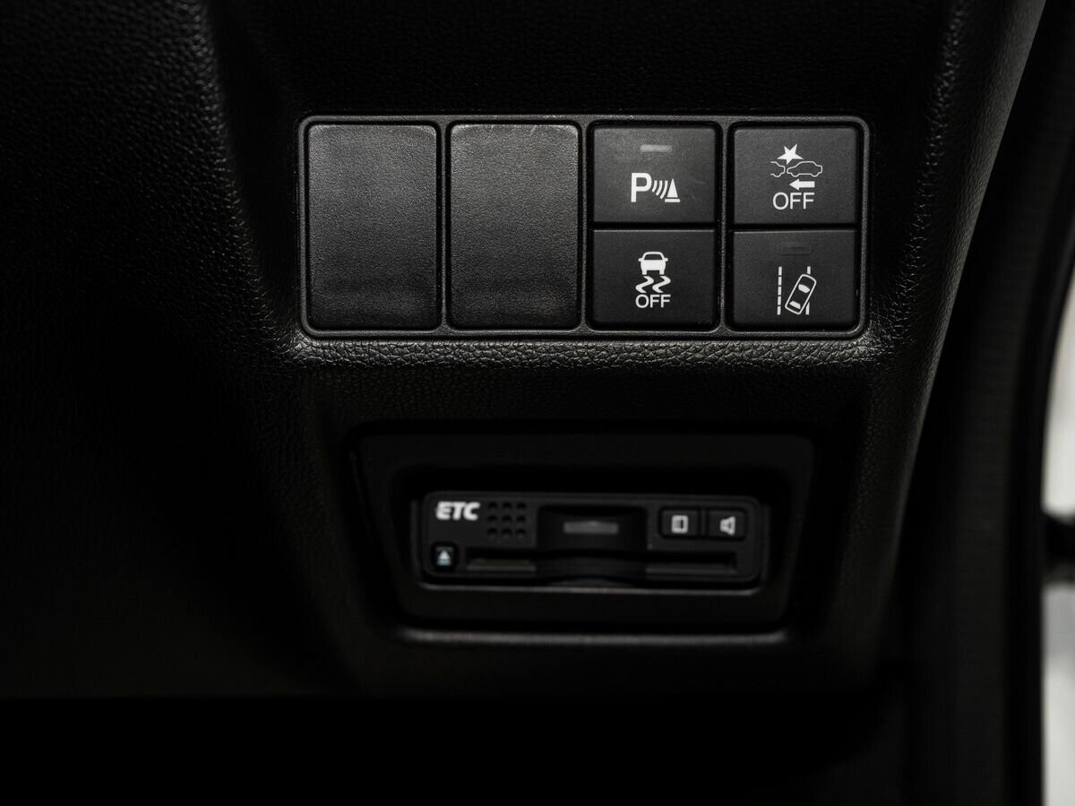 Honda Stepwgn 2016 - фото автомобиля